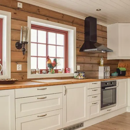 Cozy In With Kitchen Sjusjoen